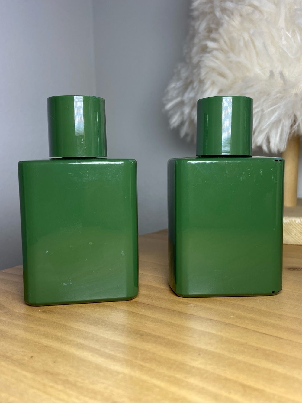 2 Pack 50ml Green Glass Perfume Atomizer, Empty Spray Bottle, Portable Travel
